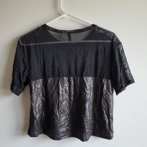 H&M Divided Shimmer and Black Mesh Crop Top Shirt Short Sleeve Size XS EUC - Picture 4 of 4